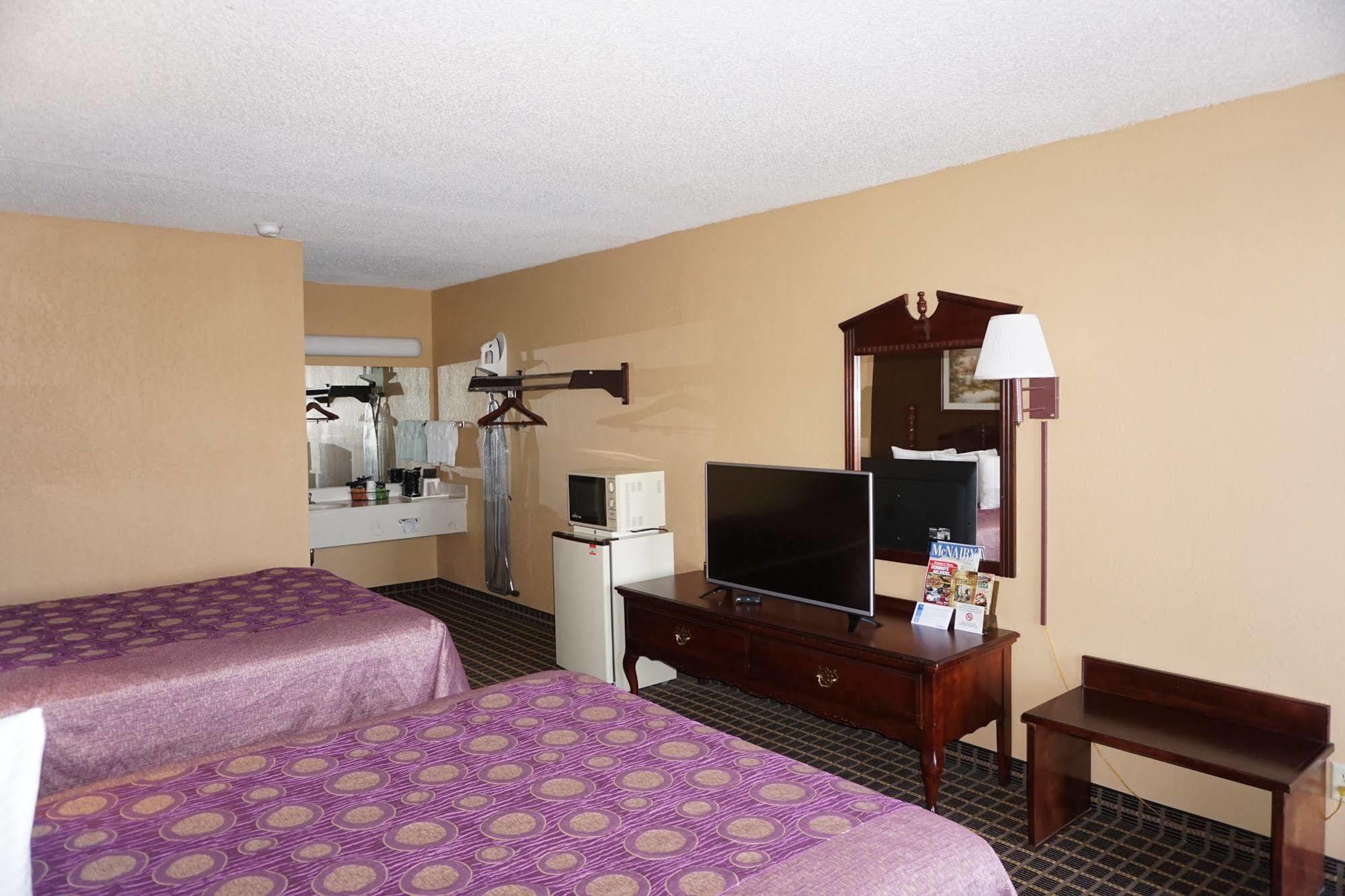 Star Plus Inn & Suites Selmer Ngoại thất bức ảnh