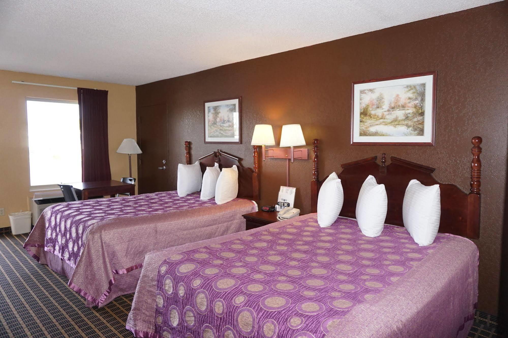 Star Plus Inn & Suites Selmer Ngoại thất bức ảnh
