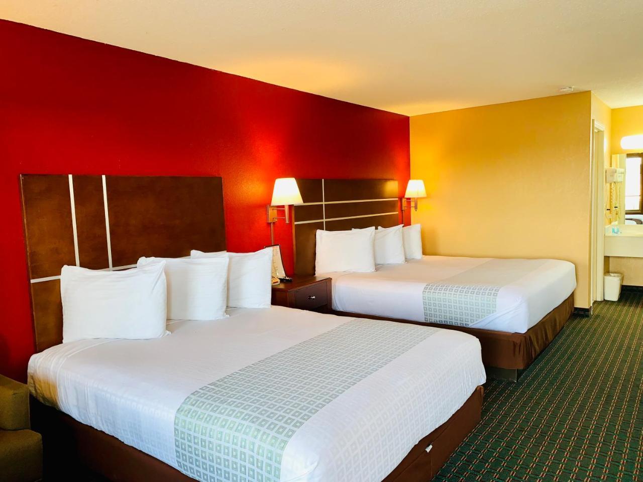 Star Plus Inn & Suites Selmer Ngoại thất bức ảnh