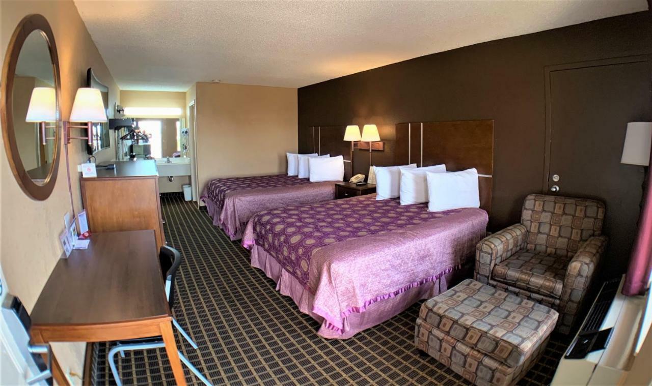 Star Plus Inn & Suites Selmer Ngoại thất bức ảnh